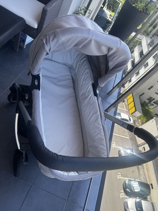 Nuna Triv + Landou + Scoică ARRA Next + Bază Isofix Next + Accesorii – Sistem complet 3 în 1
