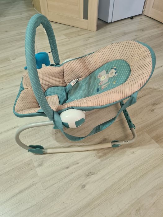 Продам кресло для малышей