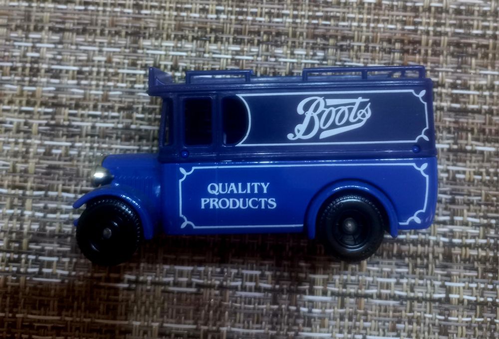Matchbox&Lledo&Corgi