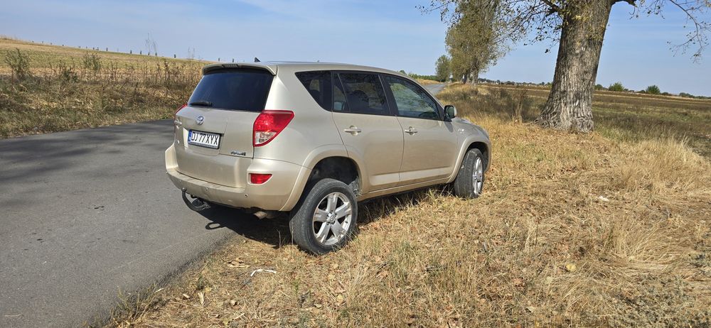 Toyota rav 4     2.2 diesel