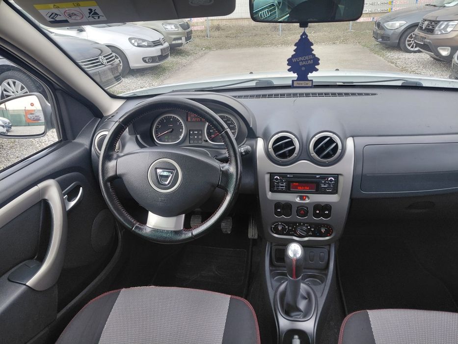 Dacia Duster 16 benz 2012