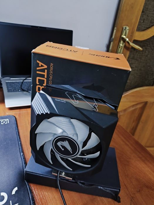 Кулер aorus atc800