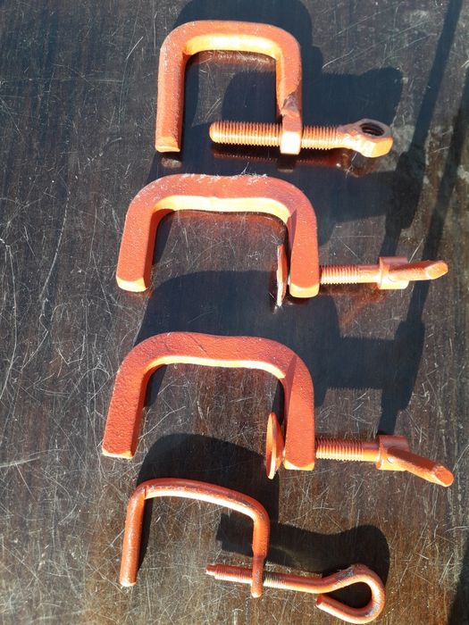 Набор инструментов, молотки, струбцины