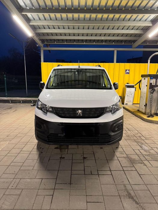 Peugeot Rifter първи собственик !