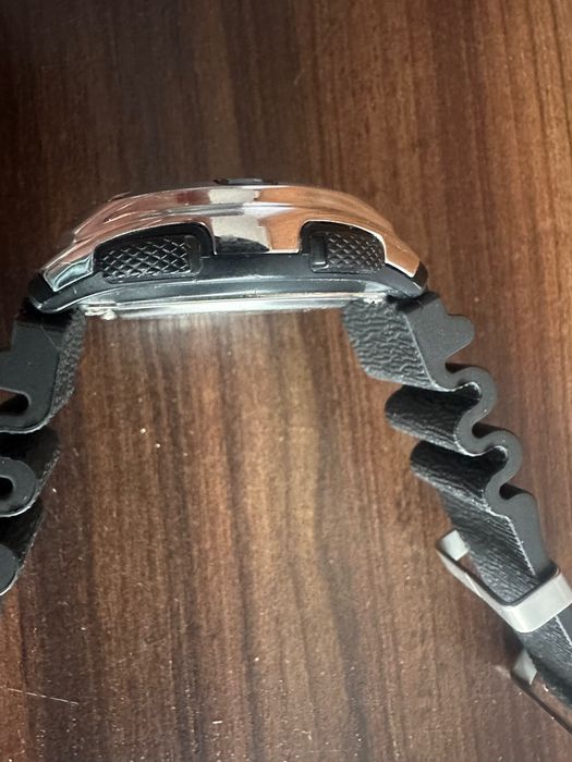 Часовник Casio W753