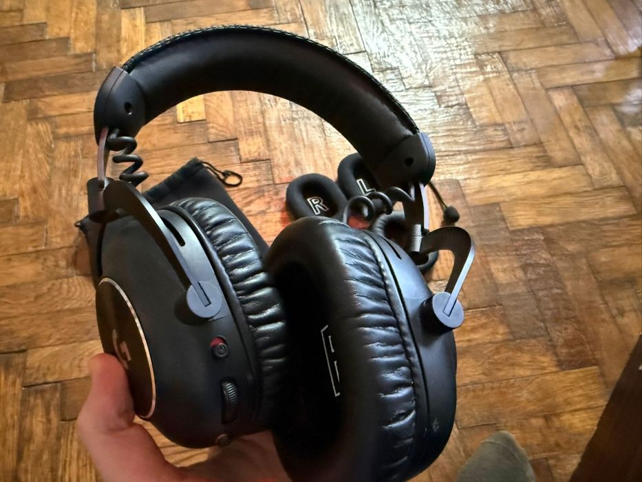 Casti gaming Logitech PRO X 2 Lightspeed wireless esports ca noi