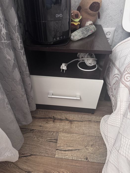 Продам спальный гарнитур + матрас