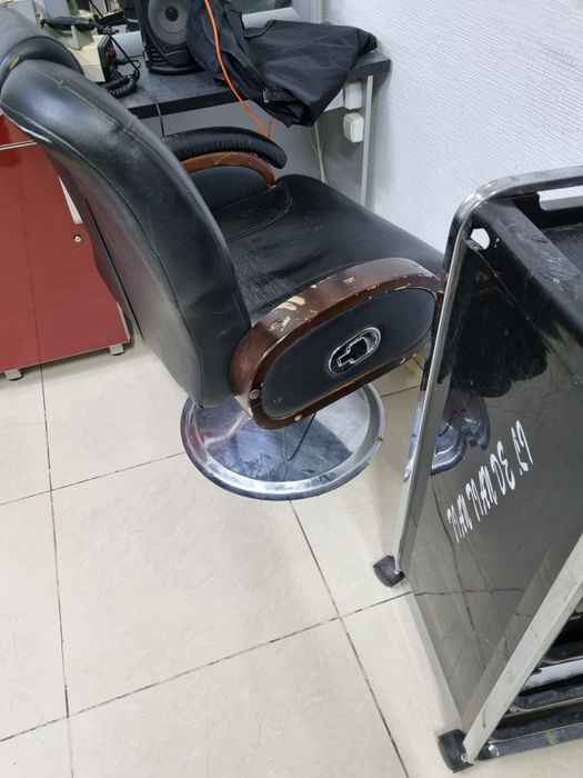 Парикмахерские оборудование