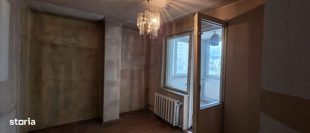 Apartamen cu 3 camere situat in Centrul Nou, decomandat, etaj 2/4! — fotografia 3