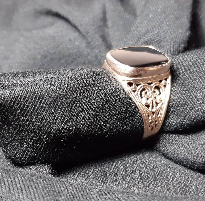 Мужской перстень