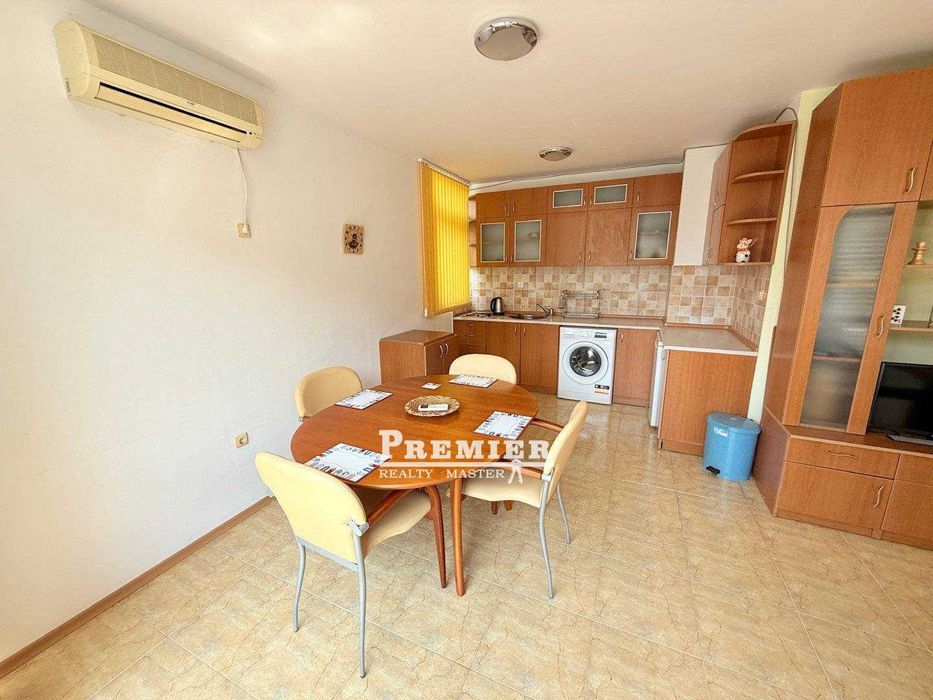 Продава се Тристаен апартамент в к.к. Слънчев бряг - 85 кв.м за 1271 €/кв.м - Снимка #3