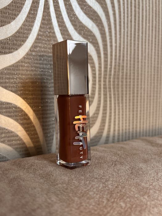 Lipgloss Fenty & Matte Lipstick Huda