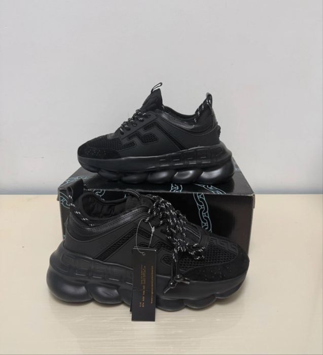 Versace chain reaction