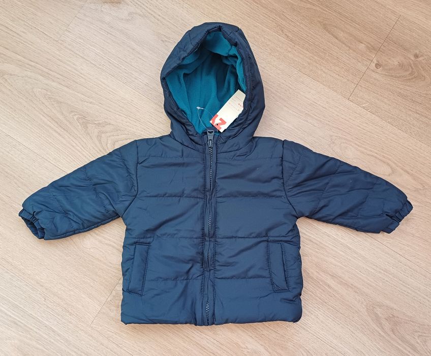 НОВО Бебешко яке с качулка 6-9м