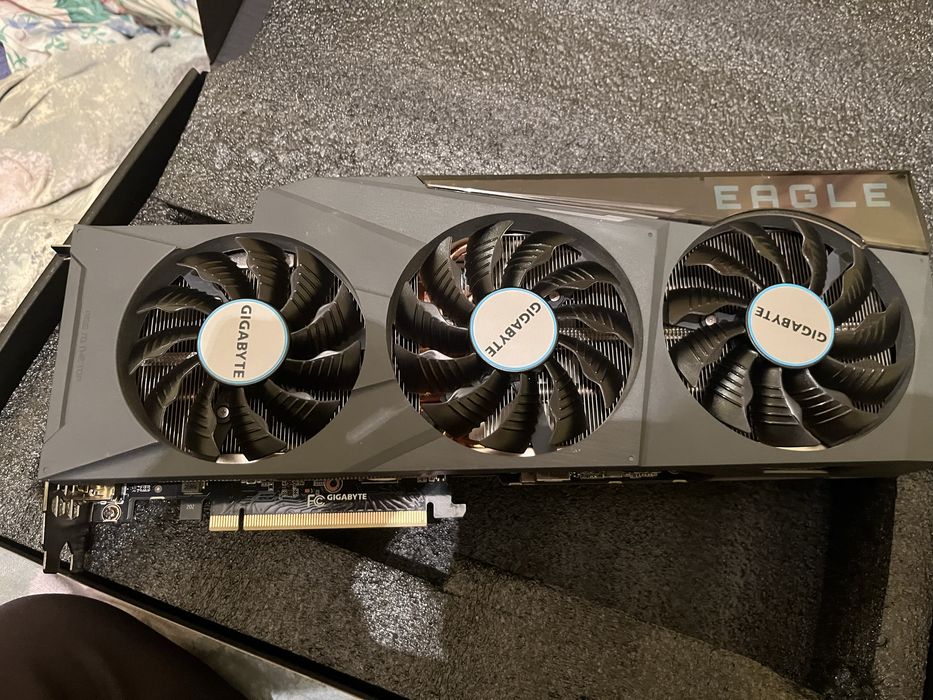 Rtx 3080 eagle oc 10 gb