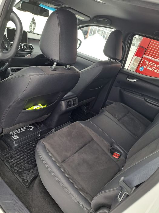 Mercedes Benz X-Class X350