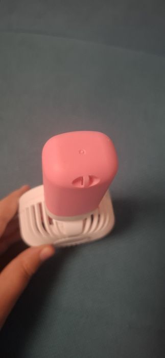 Ventilator mic roz