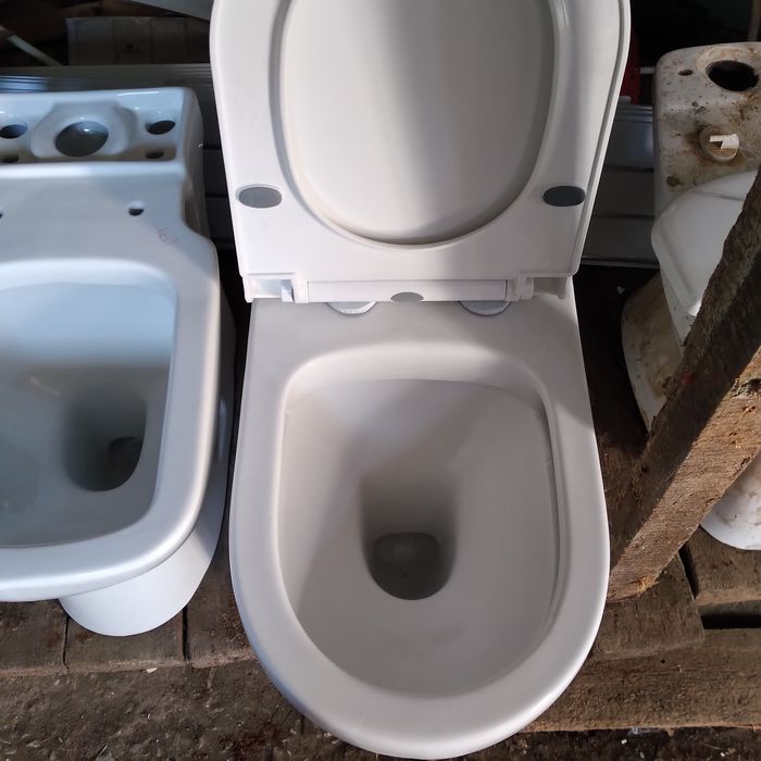 Унитаз  Новый без бочка