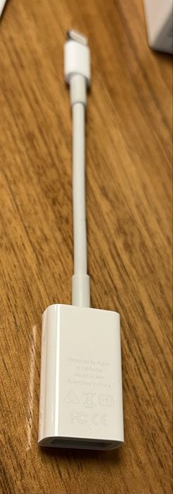 Apple lightning to usb camera adapter A1440/md821zm/a