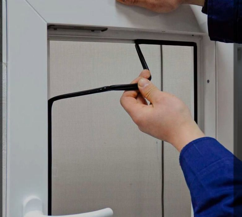 Замена уплотнительных резинок на окнах, дверях от 9 тыс.