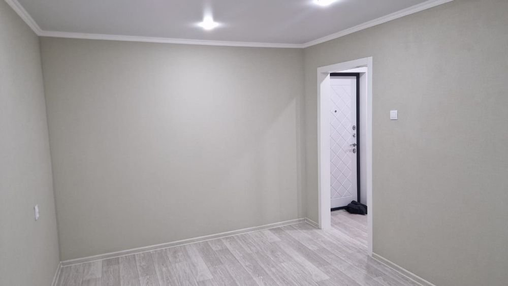 Продам 1 комнатную квартиру на среднем этаже с ремонтом