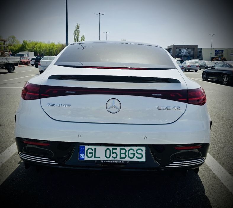 Mercedes-Benz EQE 43 AMG 2022 4MATIC.