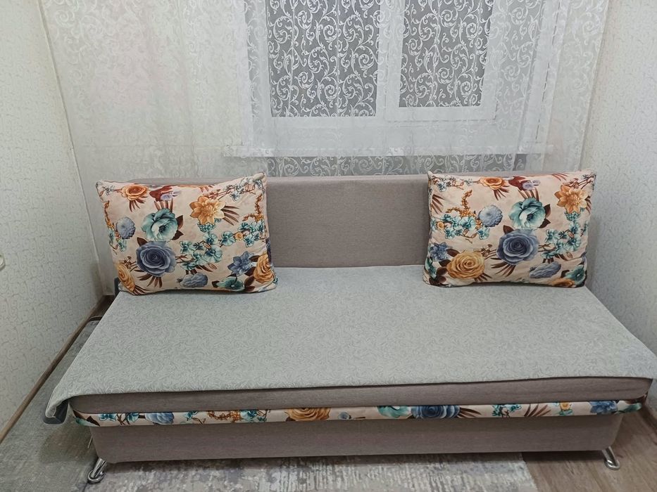 Продам шкаф и диван