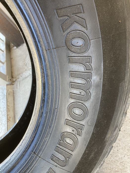 Гуми за камион 295-80-22.5