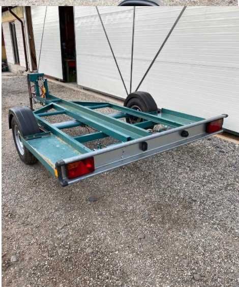 Remorca noua cu troliu ajutam cu inmatricularea