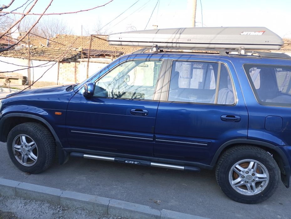 Продавам Хонда црв 2001 г.