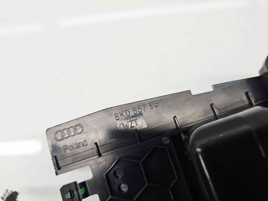 Scrumiera Audi A4 (8K2, B8) [Fabr 2008-2015] 8K0857951