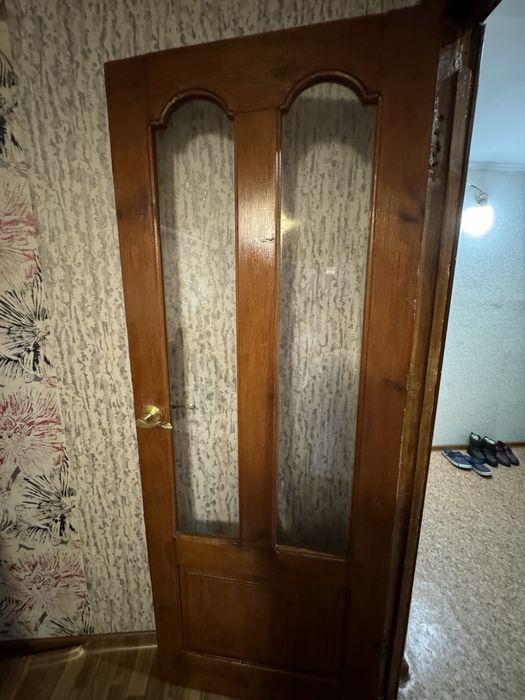 Продам двери межкомнатные