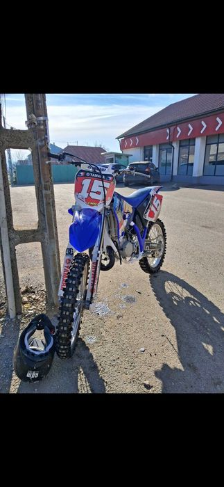 Se vinde yamaha yz 125 2t red power valve 2007
