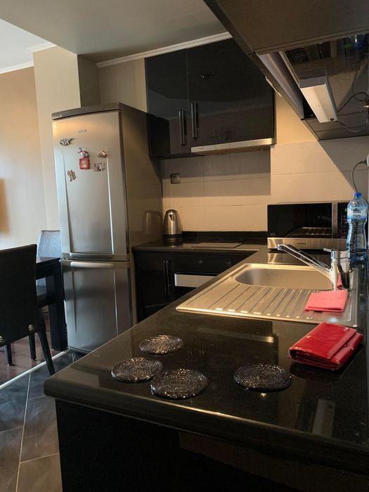 Дава се под наем Двустаен апартамент в Бургас, Възраждане - 70 кв.м за 488.58 € - Снимка #2