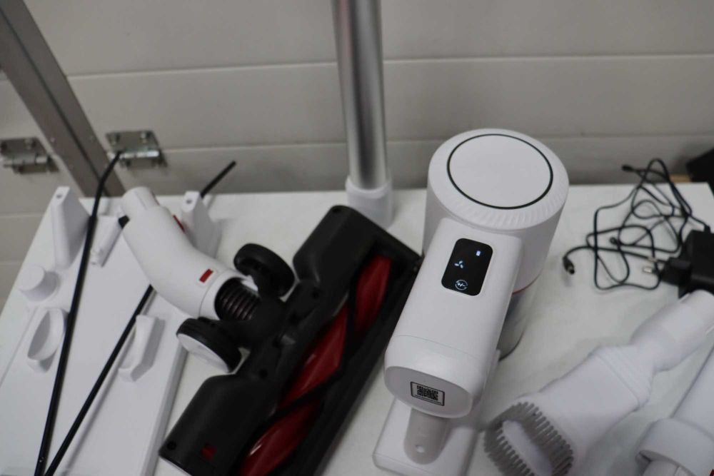 Безжична прахосмукачка, ръчна прахосмукачка с тъчскрийн 23 Kpa, LED