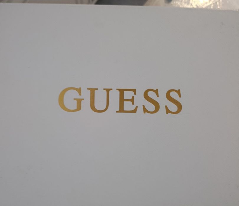 спортни обувки - Guess