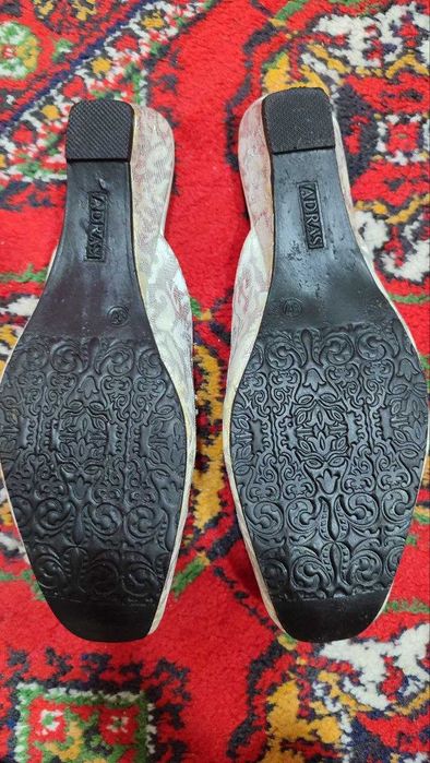 Тапочка домашний 36 размер за 150000