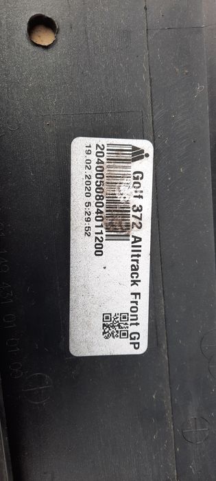 Предна броня за фолксваген голф 7 алтрак феислифт.