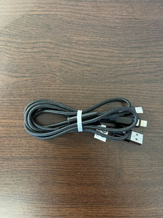 Cablu încărcare rapida 3 în 1 – rapid și practic