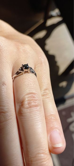 Годежен пръстен с диаманд