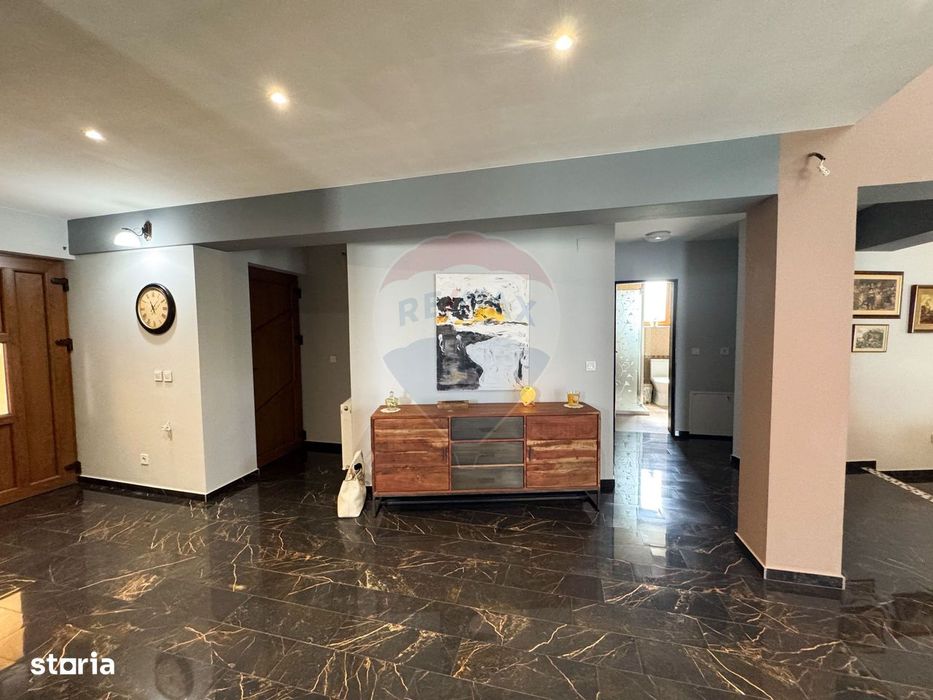 Casă individuală de vânzare în zona Borhanci