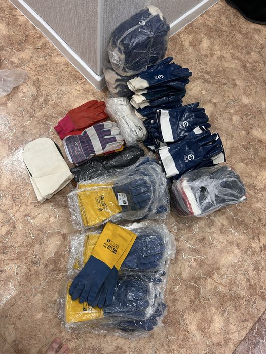 Перчатки синие нефтепромысловые