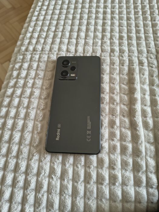 Продавам телефон Redmi Note 12 pro 5g