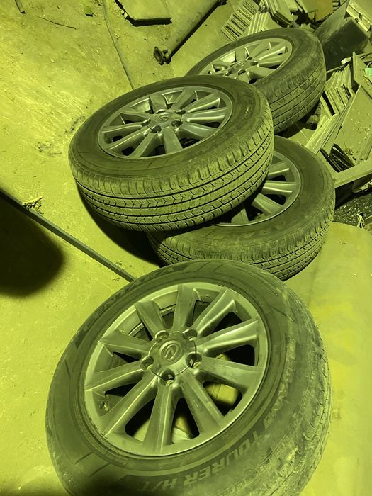 Диски R20 в хорошем состояние с летней резиной