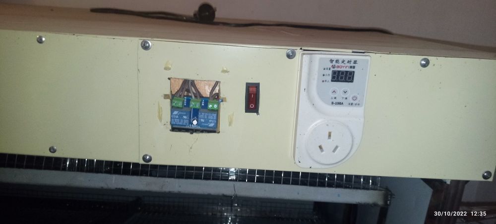 Inkubator 1000 talik