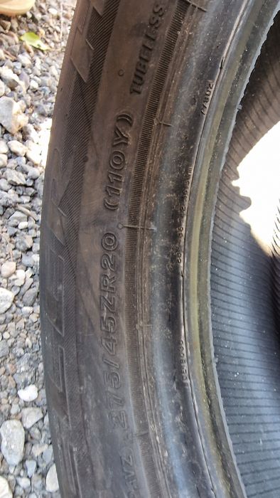 Anvelope 275/45R20 marca Bridgestone, DOT 2021,7 mm
