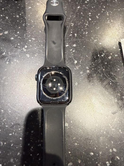 Apple Watch Series 7 45мм черный