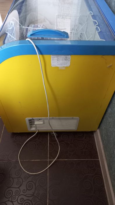 Продам морозильник