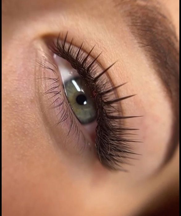 Наращивание ресниц