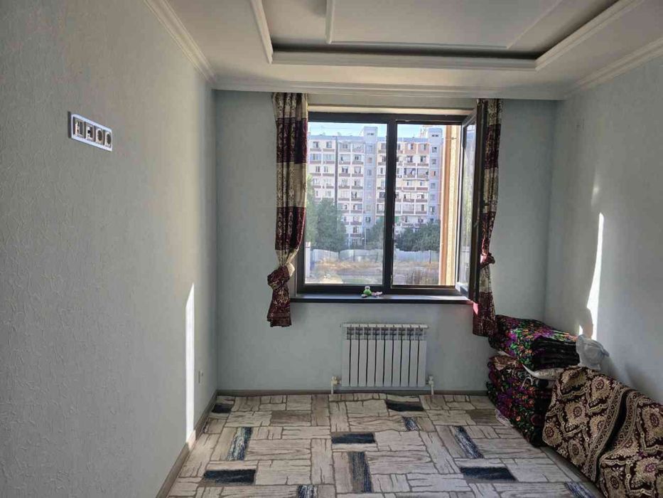 Sergeli 3 metro bekati 3 xonali kvartira ijaraga 95 kv/m faqat oila